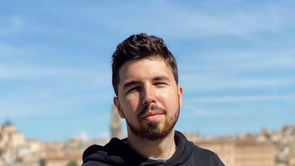 Willyrex lleva ganando de dinero de youtube desde los 18 años.