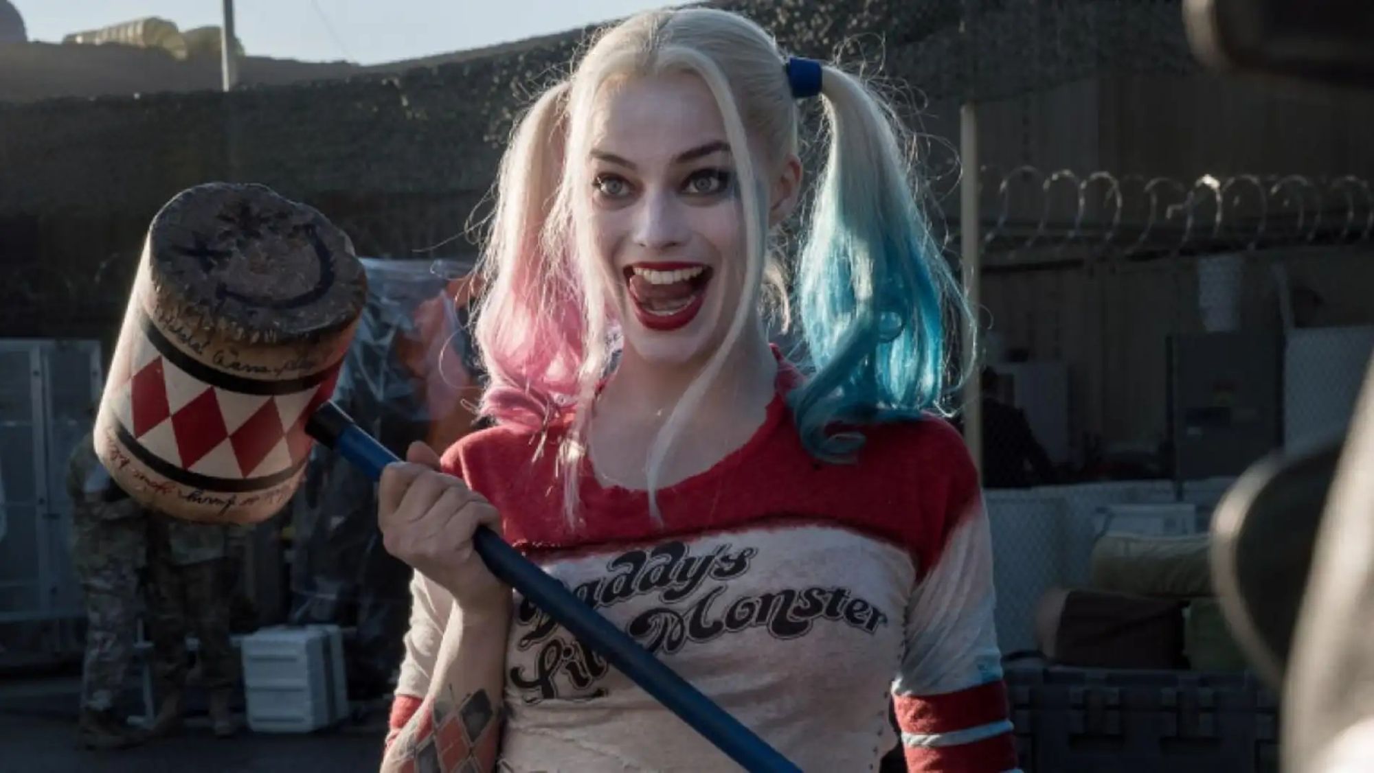Margot Robbie como Harley Quinn Margot Robbie como Harley Quinn
