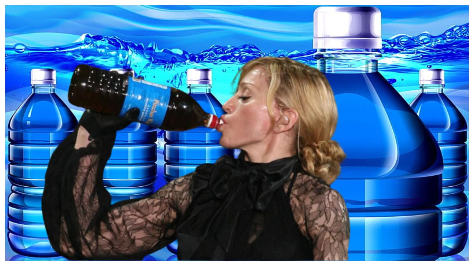 Madonna bebiendo agua