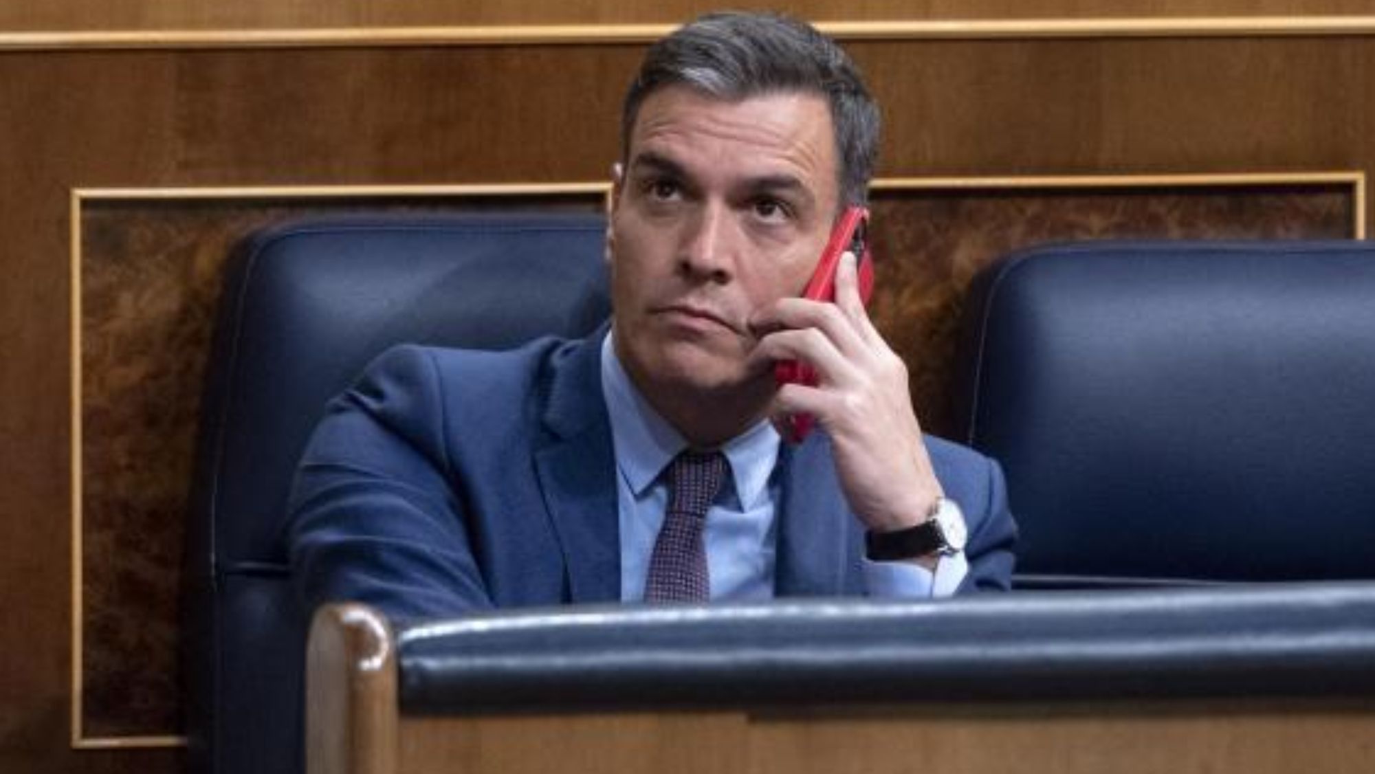 Alerta total: Pedro Sánchez enviará un SMS a todos los españoles Alerta total: Pedro Sánchez enviará un SMS a todos los españoles
