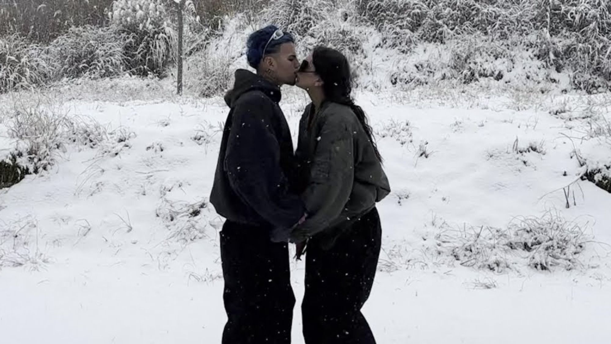 Rosalía y Rauw Alejandro El Beso