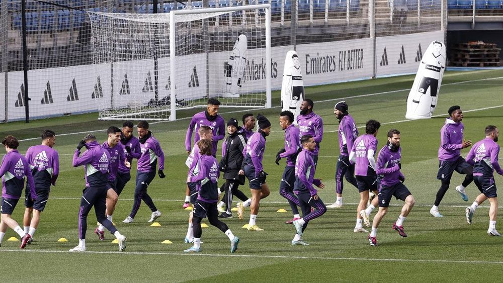 El madridismo mira preocupado hacia el vestuario por la posible ‘traición’ al club