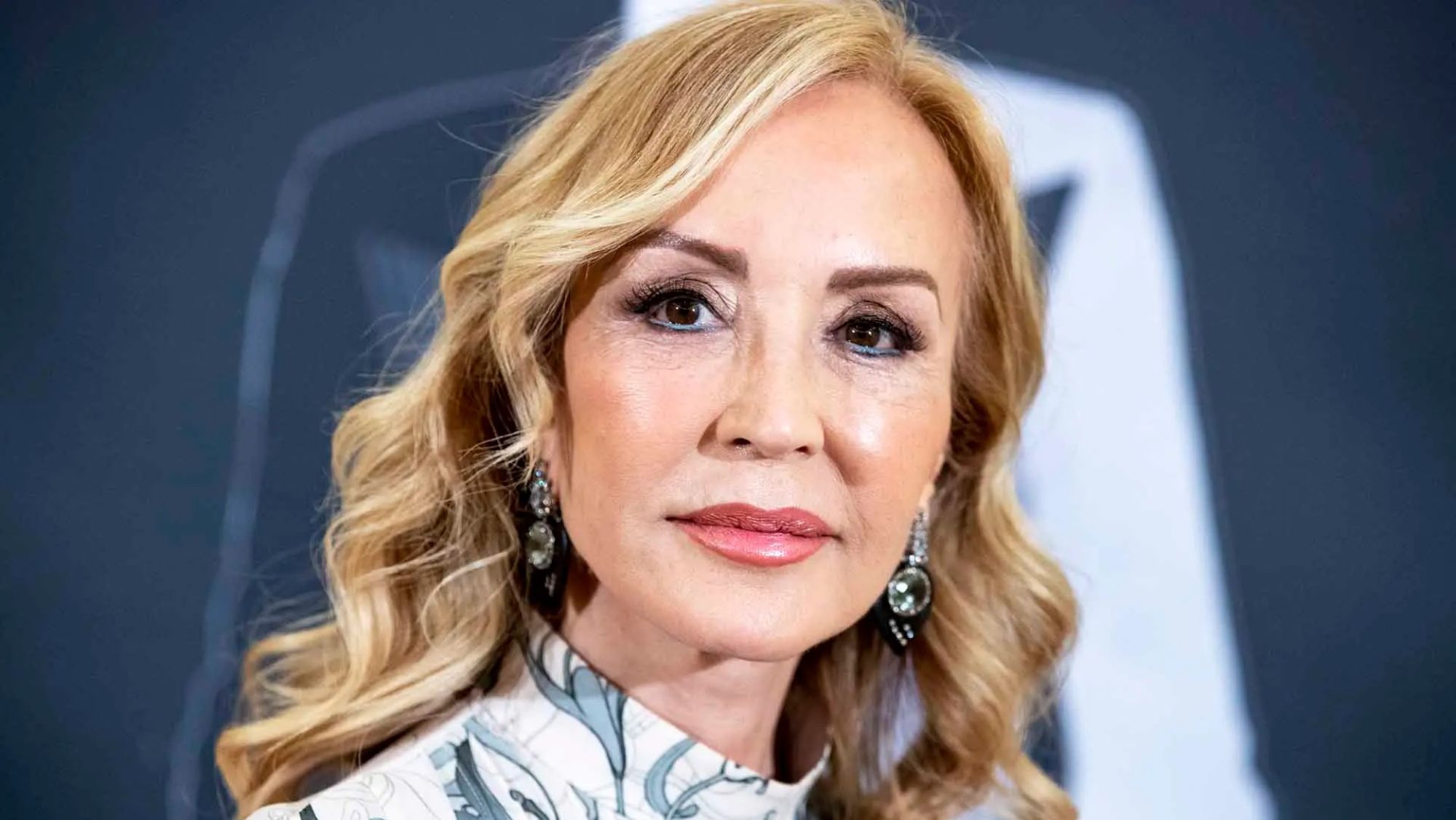 Carmen Lomana