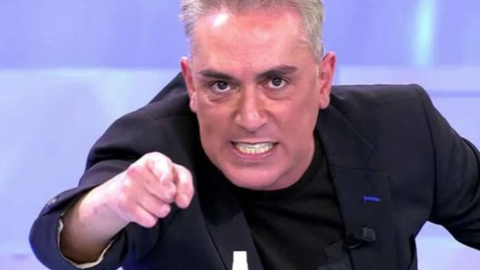 Kiko Hernández enfadado