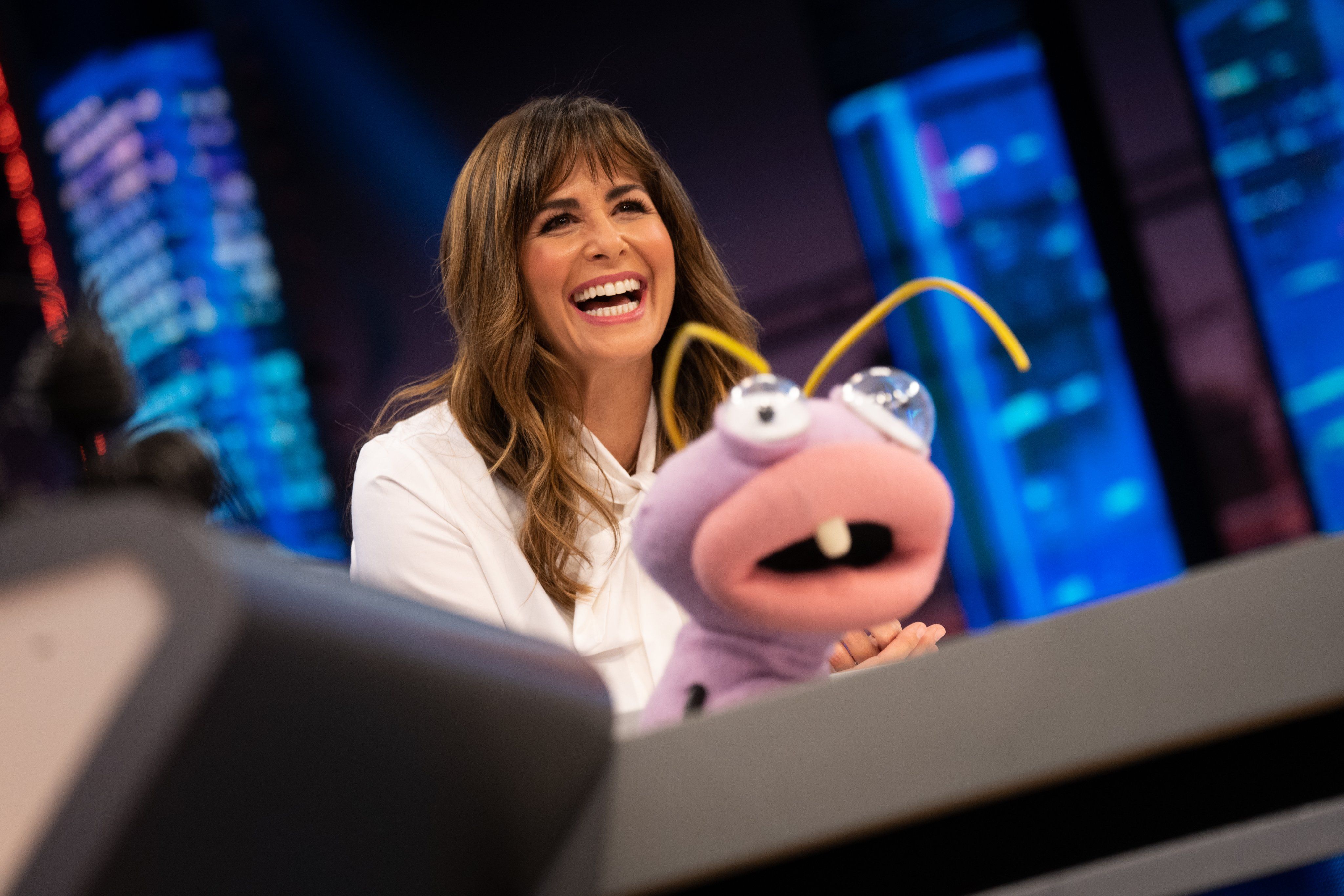 Nuria Roca presentando El Hormiguero Nuria Roca presentando El Hormiguero