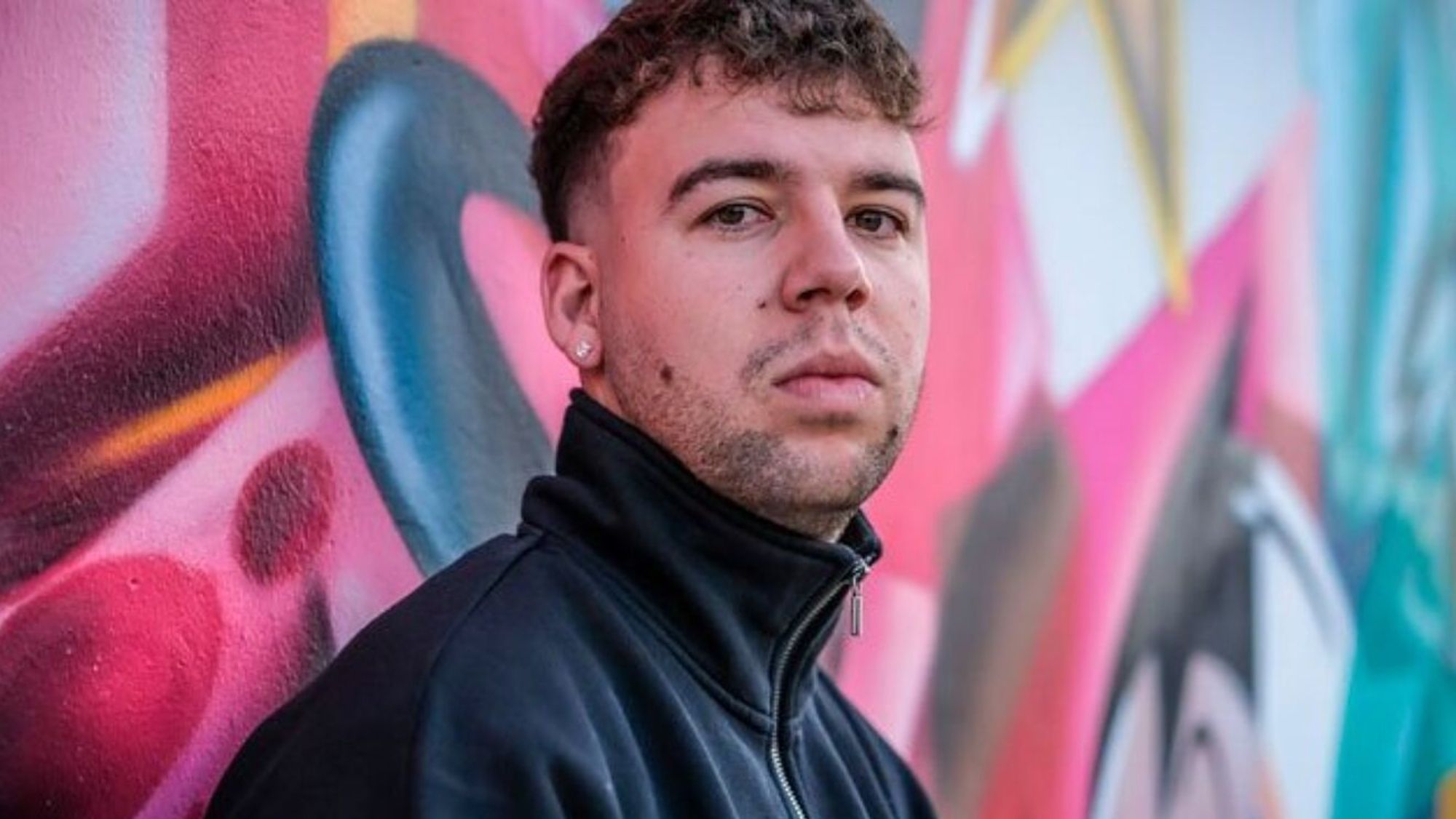 ¿Dónde vive Quevedo, el artista del momento?