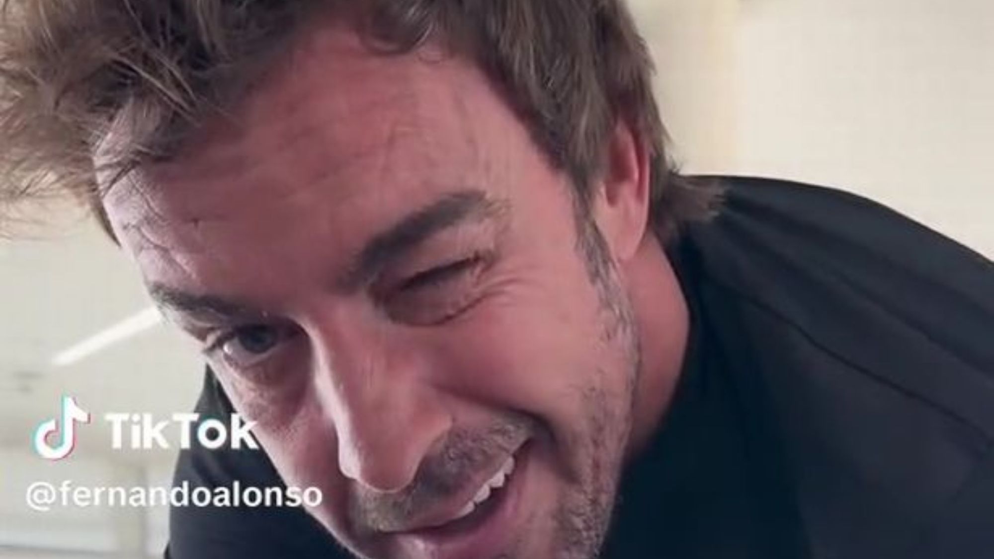 Captura del TikTok de Fernando Alonso