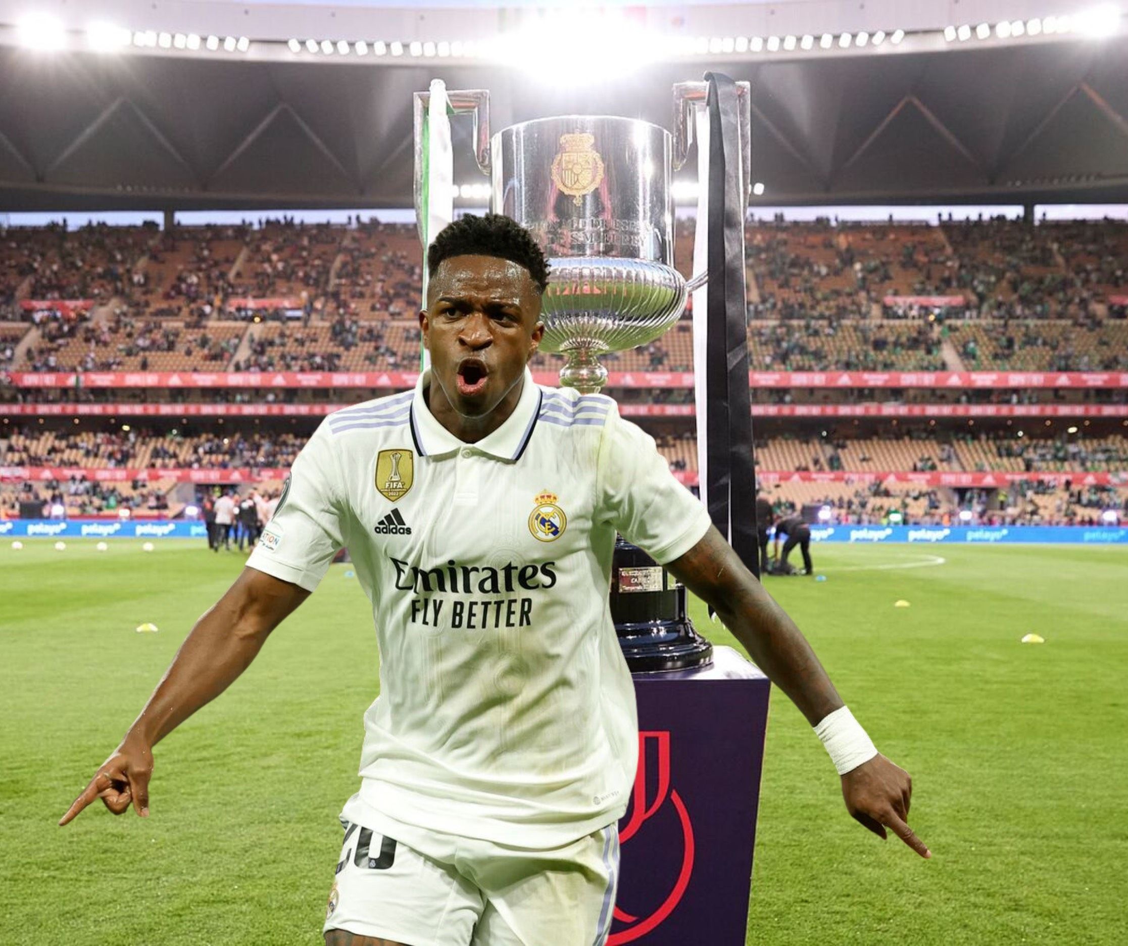 Vinicius ya calienta la final de la Copa del Rey empieza a preparar el show