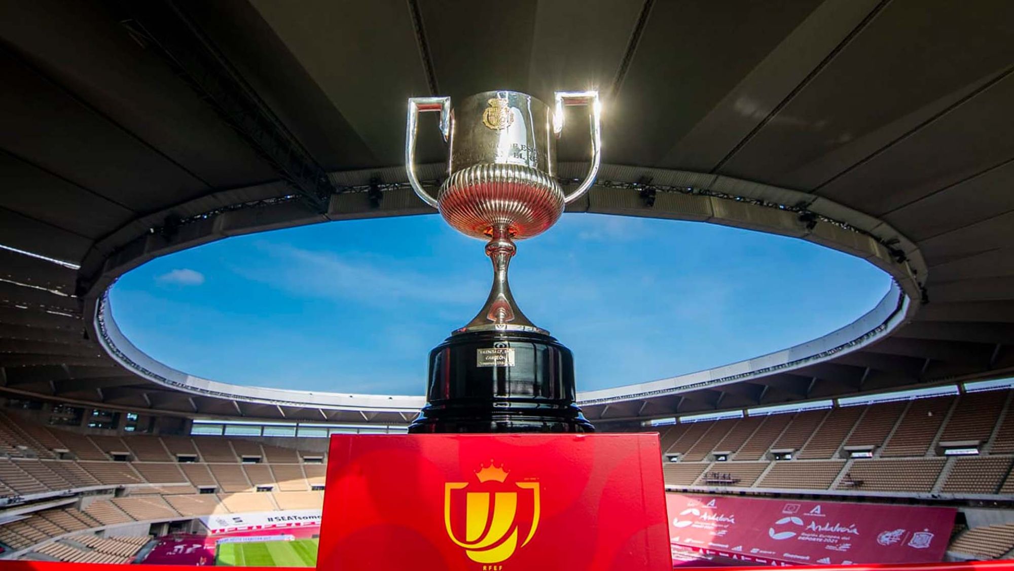 El estadio de la final de la Copa del Rey guardó durante años un oscuro