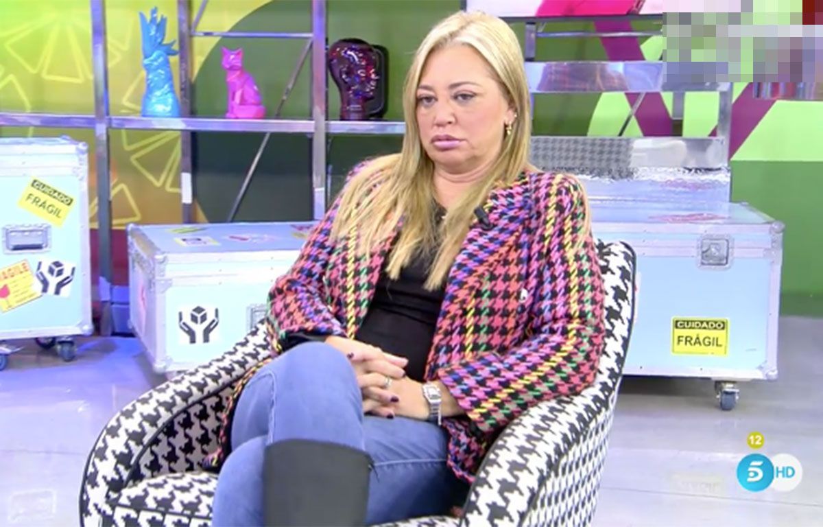 Qu suele llevar Bel n Esteban en su bolso cuando acude a S lvame