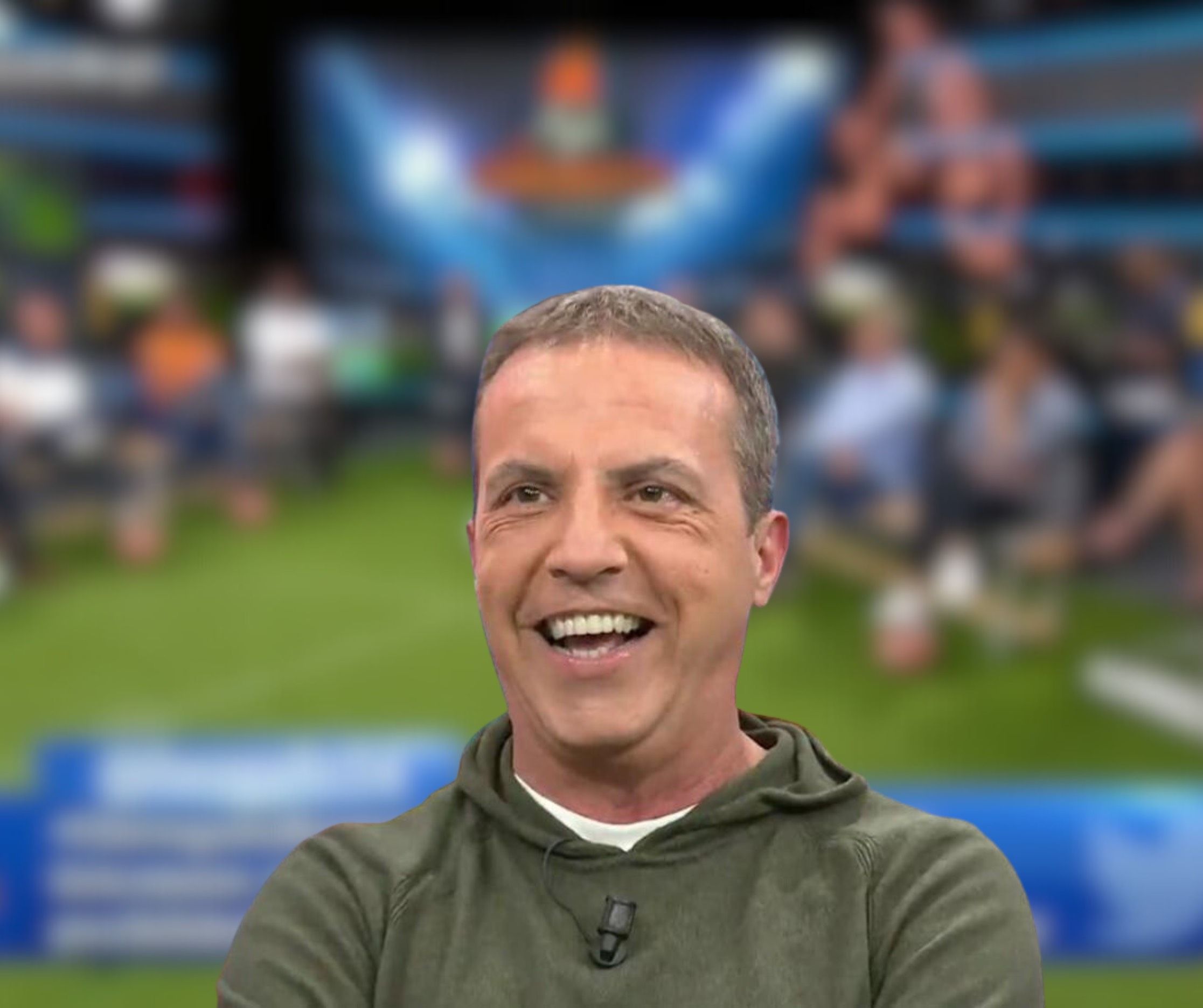Soria se la pega en televisión fracaso sonoro en el segundo programa