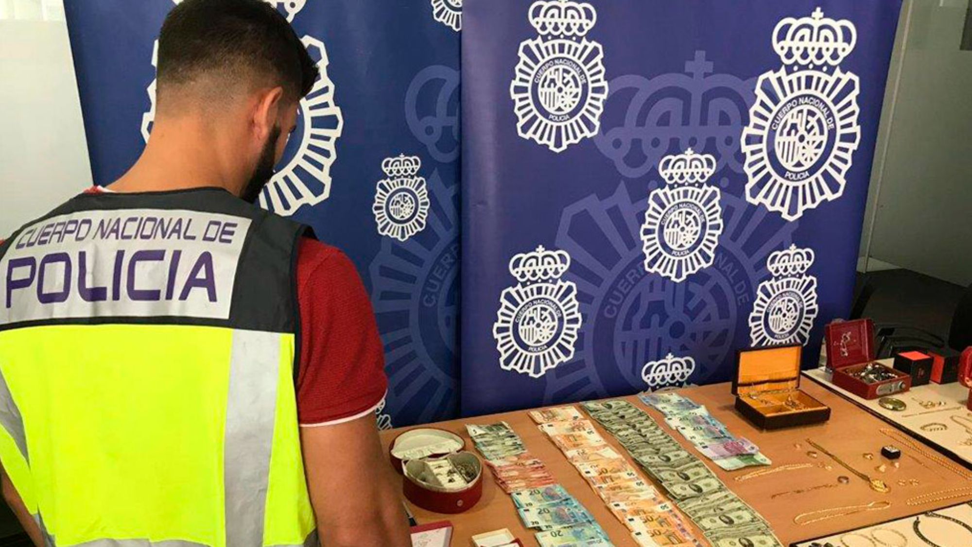 Así es un botín en un robo a jugadores de fútbol: Benzema, Suárez o Ronaldo, las víctimas