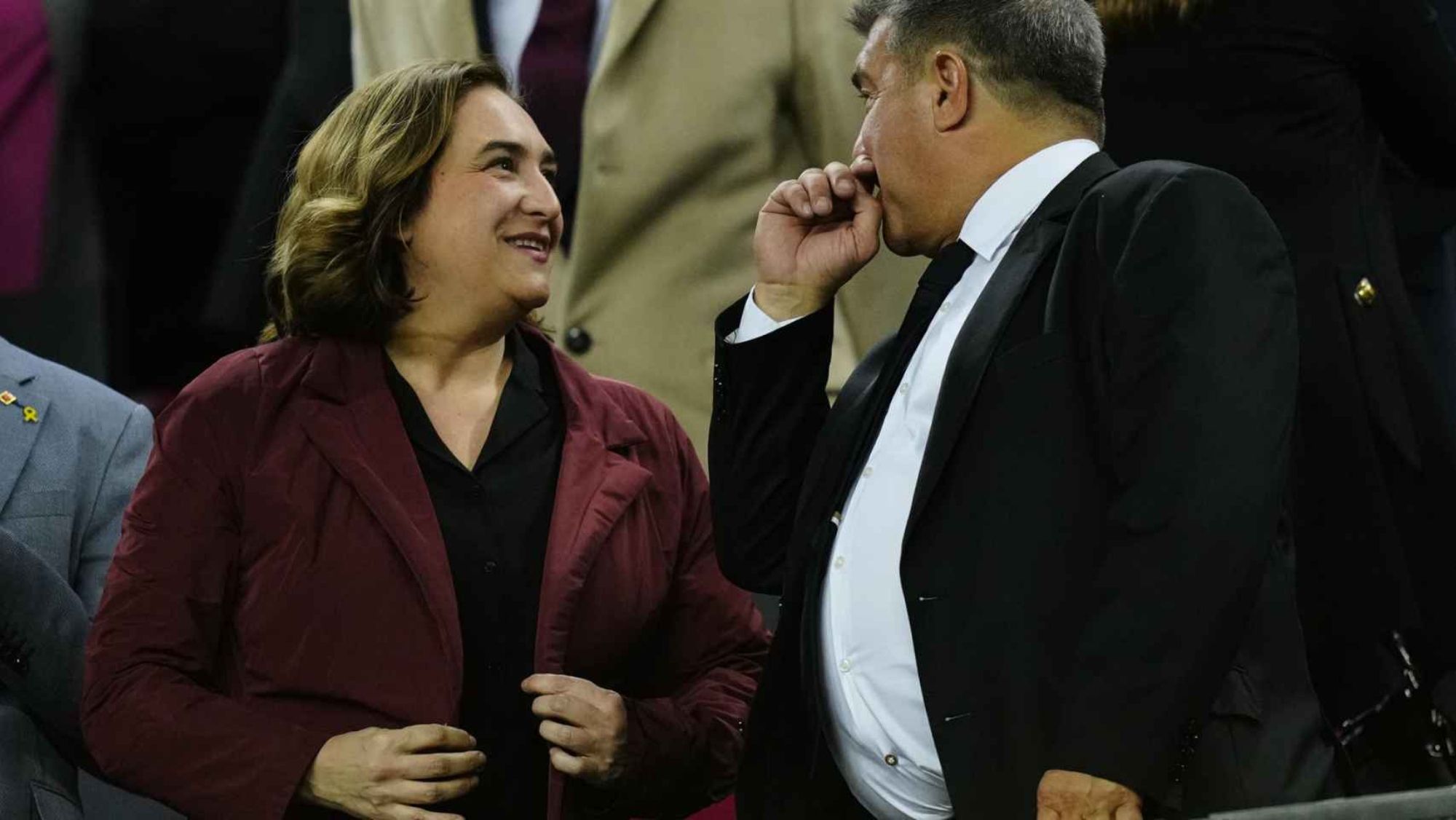 Ada Colau en el palco con Laporta Ada Colau en el palco con Laporta