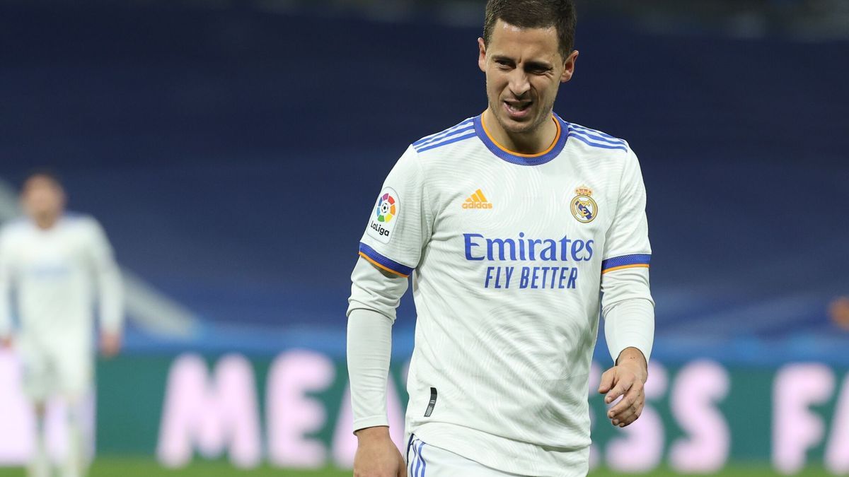 Eden Hazard recibe un homenaje en el partido de Bélgica frente a Austria