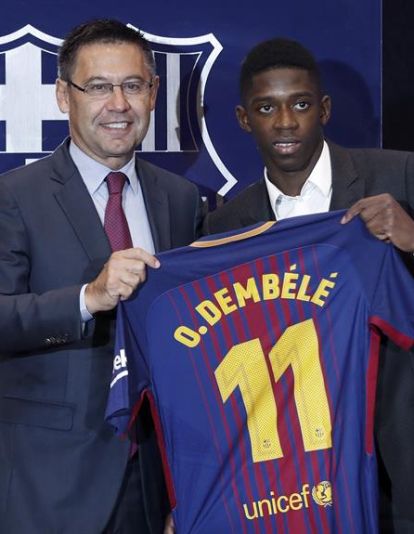 Dembélé en su fichaje por el Barça Dembélé en su fichaje por el Barça