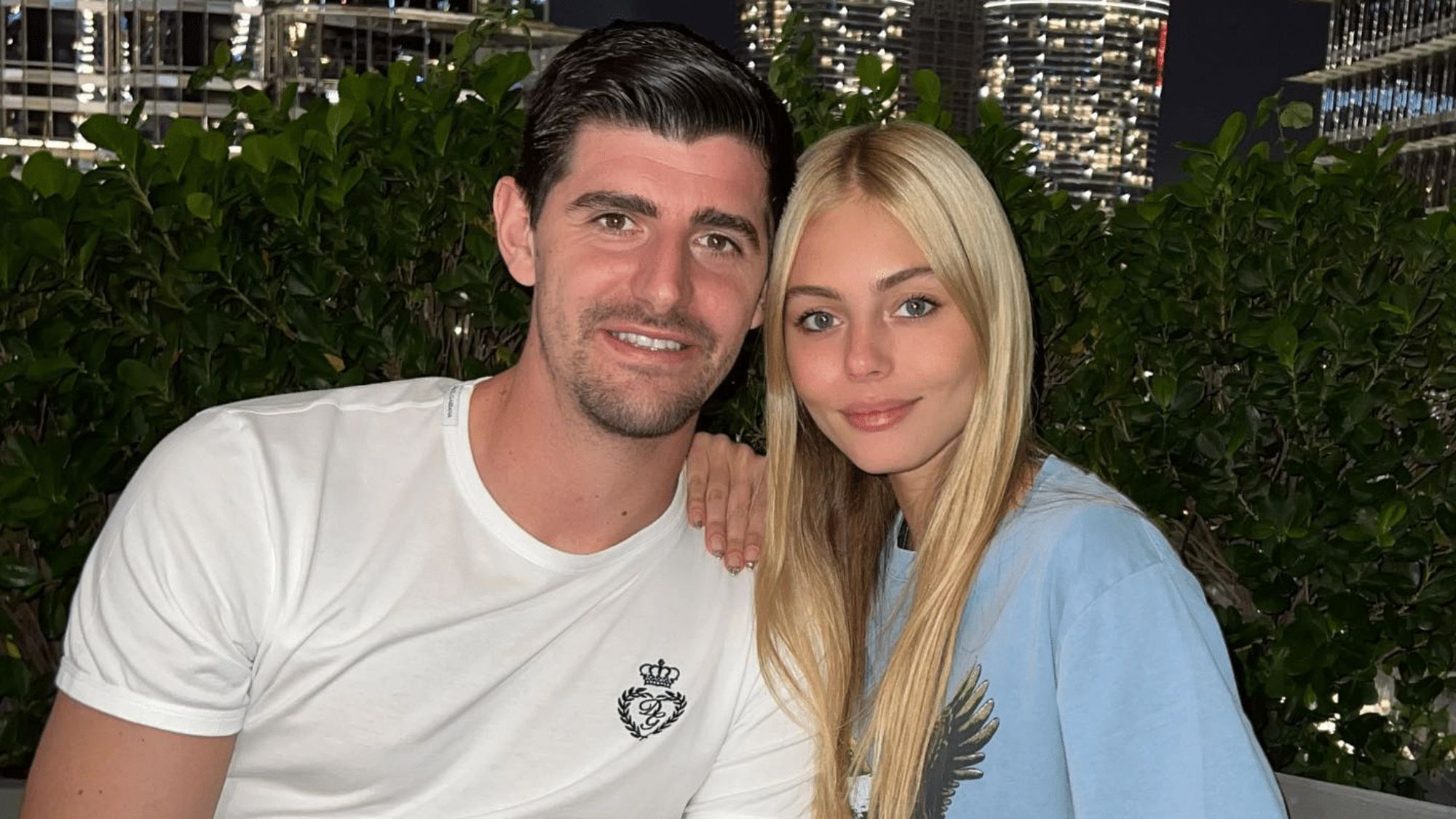 Mishel Gerzig y Thibaut Courtois se comprometieron el verano pasado