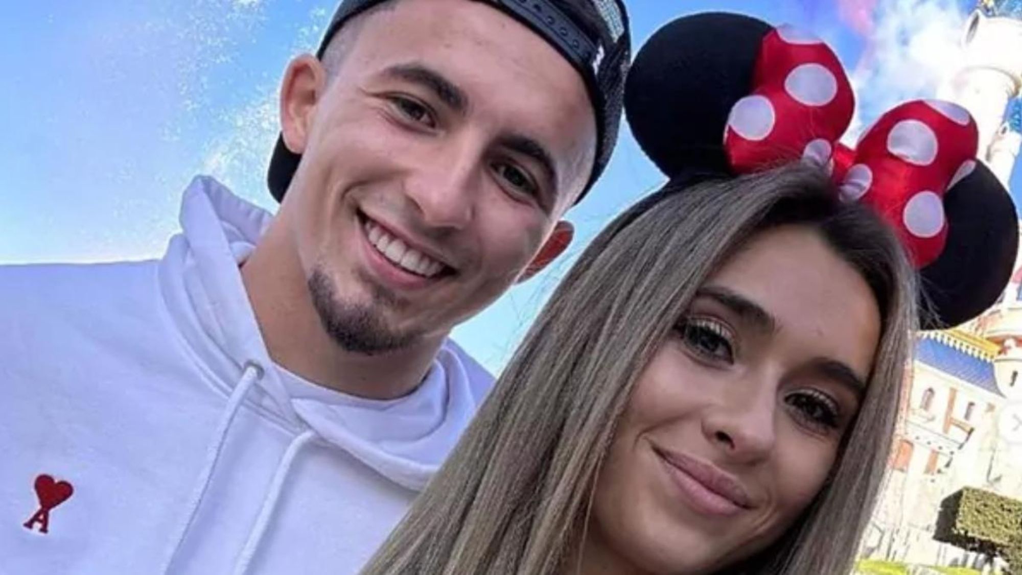 Yeremy Pino y Elena Adsuara, la foto que hizo oficial su relación