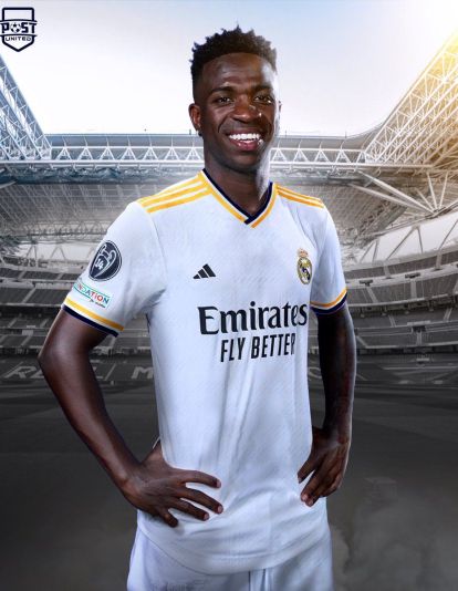 Vinicius con la nueva camiseta Vinicius con la nueva camiseta