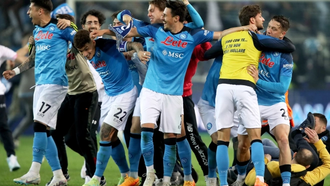 El Nápoles celebrando el título de liga