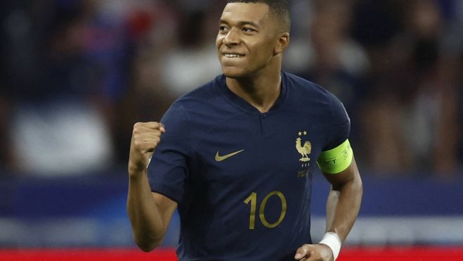 Kylian Mbappé con la selección francesa.