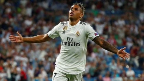 Mariano Díaz en su debut con el '7'