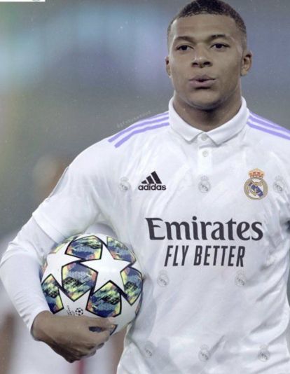 Simulación de Mbappé con la camiseta del Real Madrid