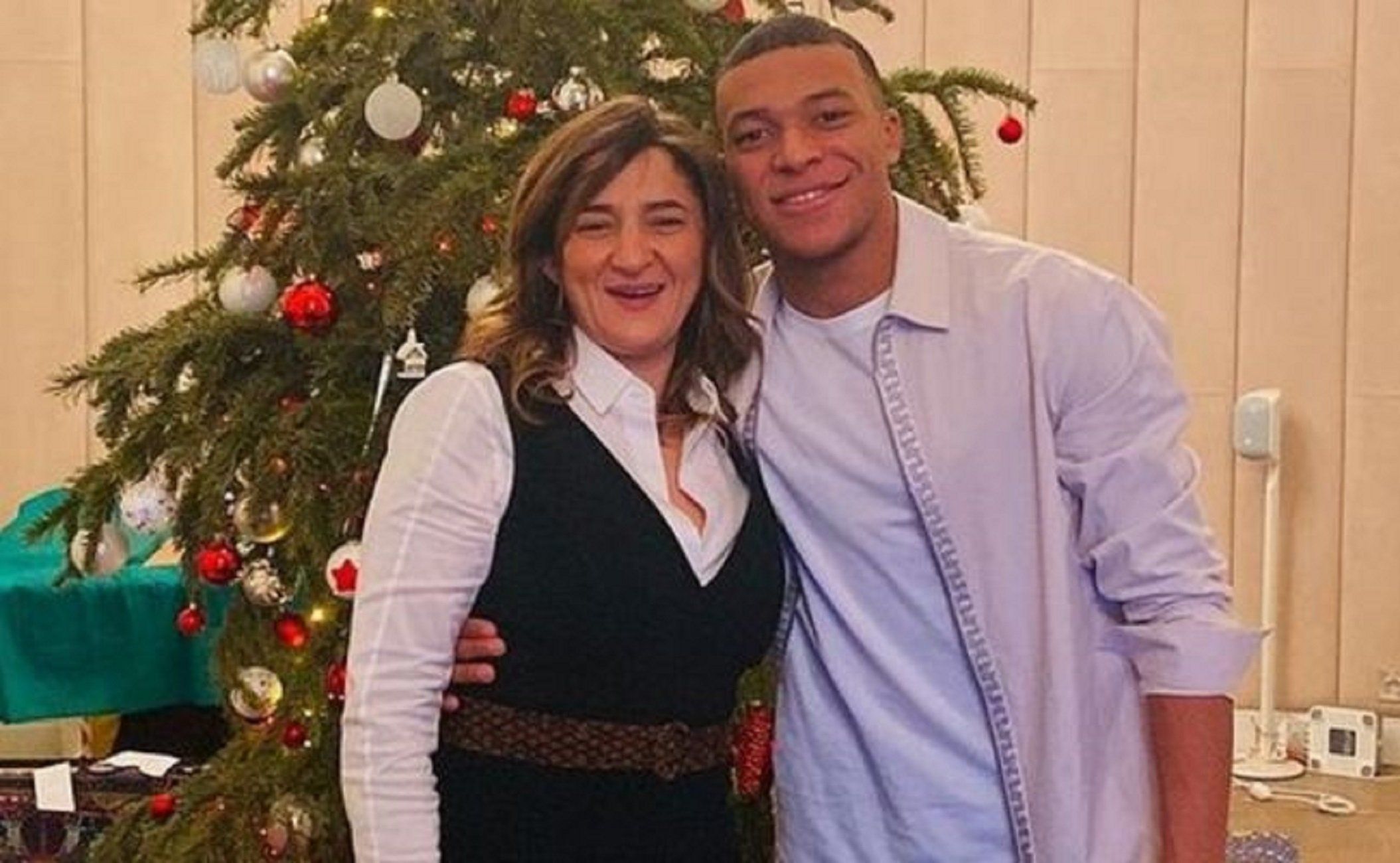 La madre de Mbappé confirma el 'problema' que tienen con el dinero: "Si pudiera..."