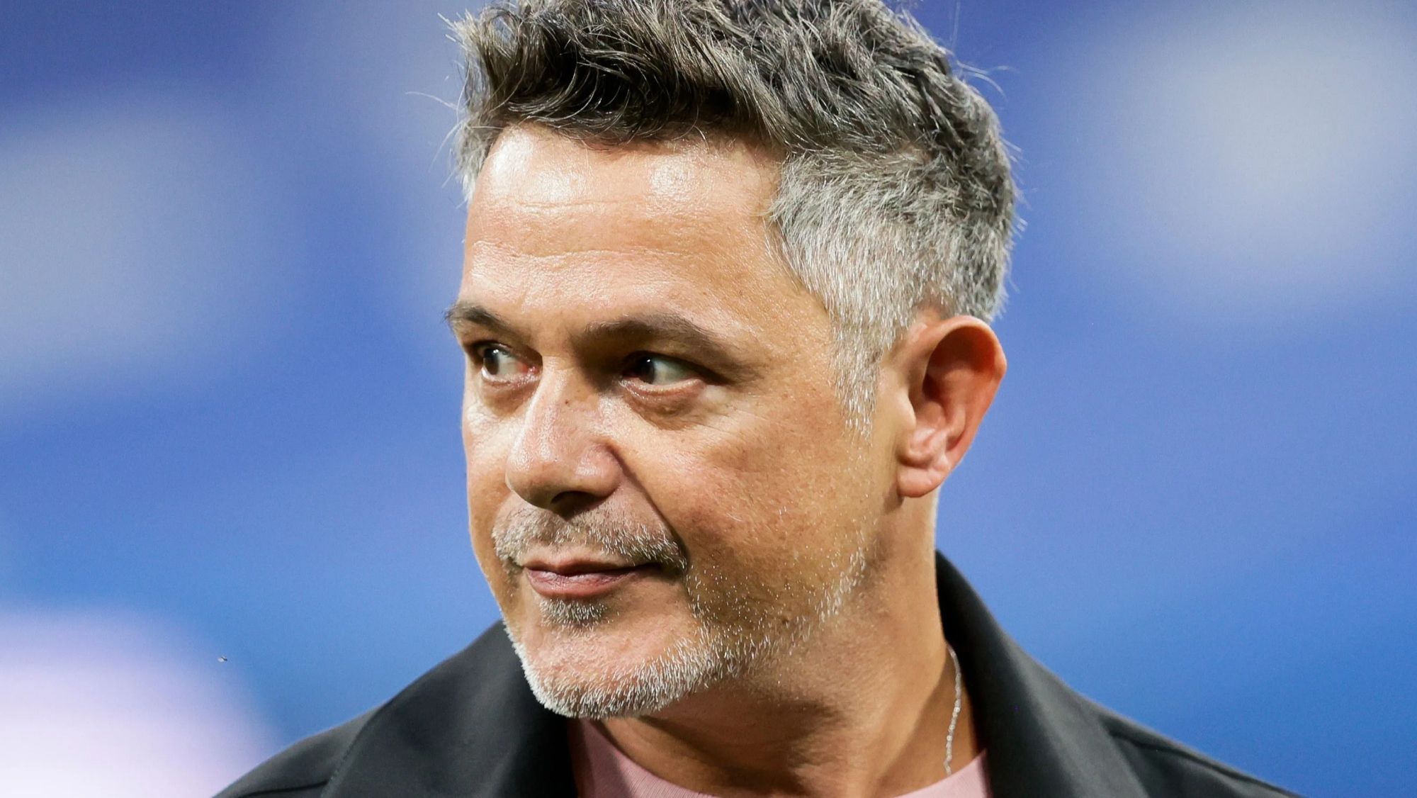 El cantante Alejandro Sanz preocupa a sus fans por su estado El cantante Alejandro Sanz preocupa a sus fans por su estado