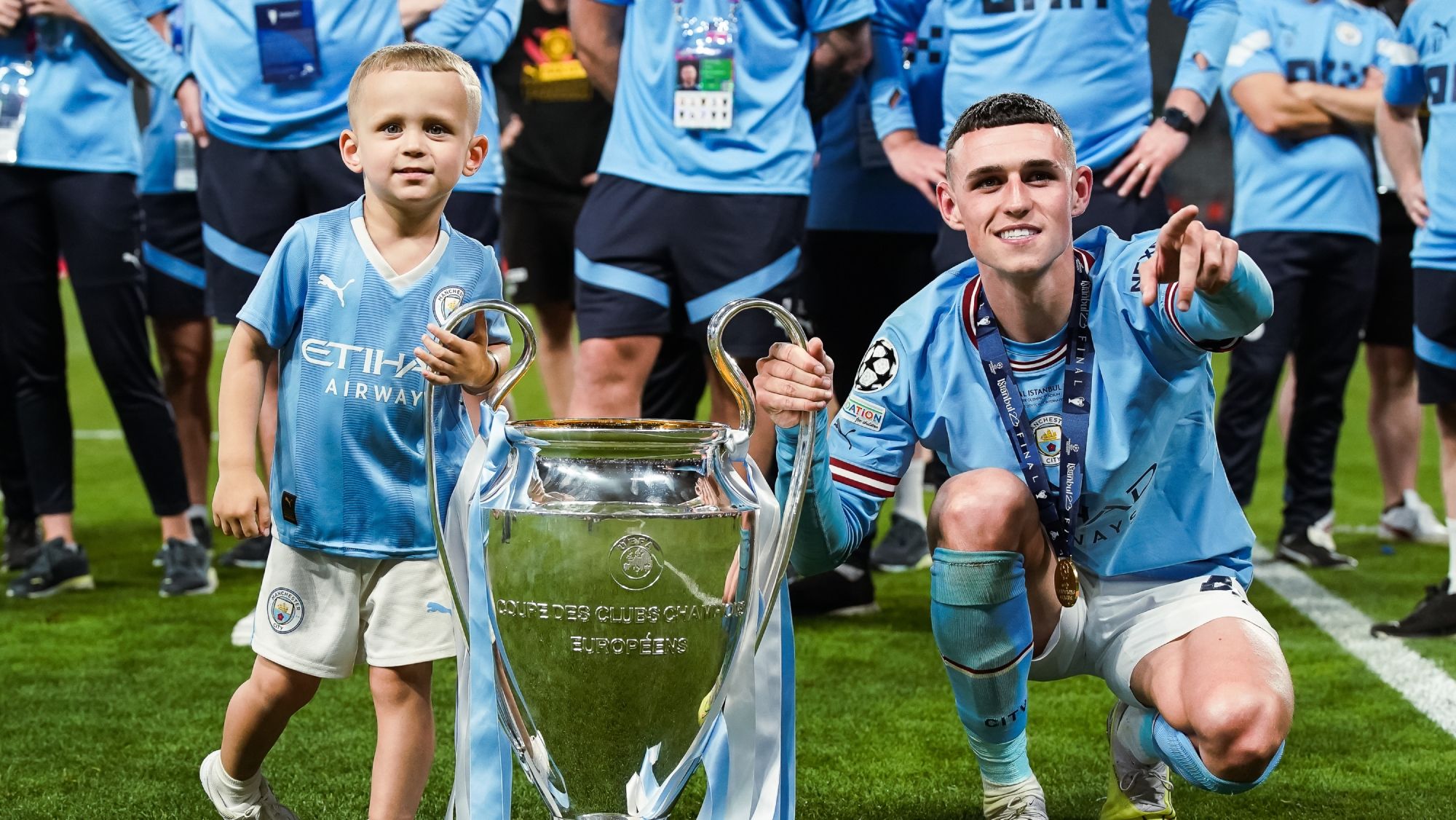 Phil Foden y su hijo, el mediático Ronnie Foden, El Wey