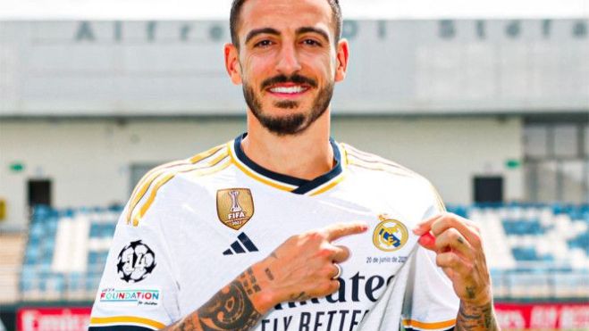 Joselu Mato con la camiseta del Real Madrid