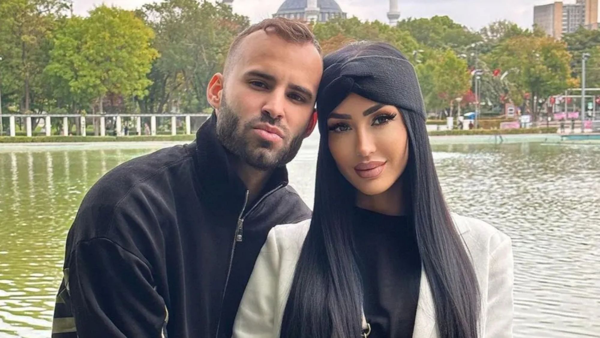 Aurah y Jesé muestran la foto más caliente de su boda: no se cortaron ante los invitados