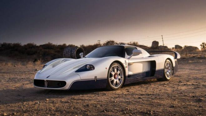 El Maserati MC12 de Neymar El Maserati MC12 de Neymar