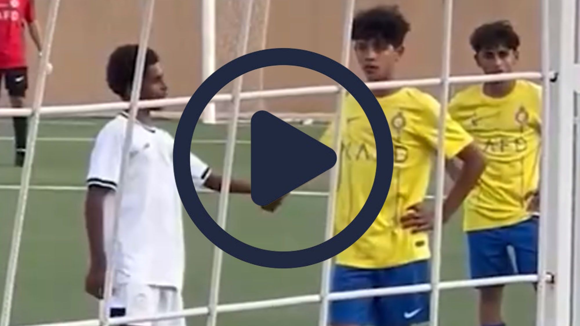 El hijo de Cristiano responde a las provocaciones de la forma más tajante: el vídeo se ha hecho viral