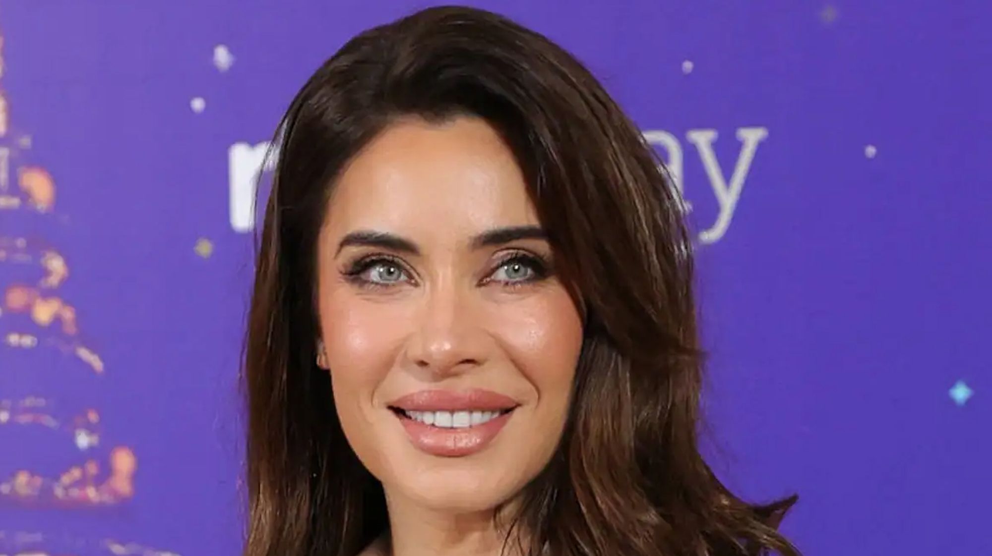 Pilar Rubio se pasea por la calle en ropa interior: se suma a la moda