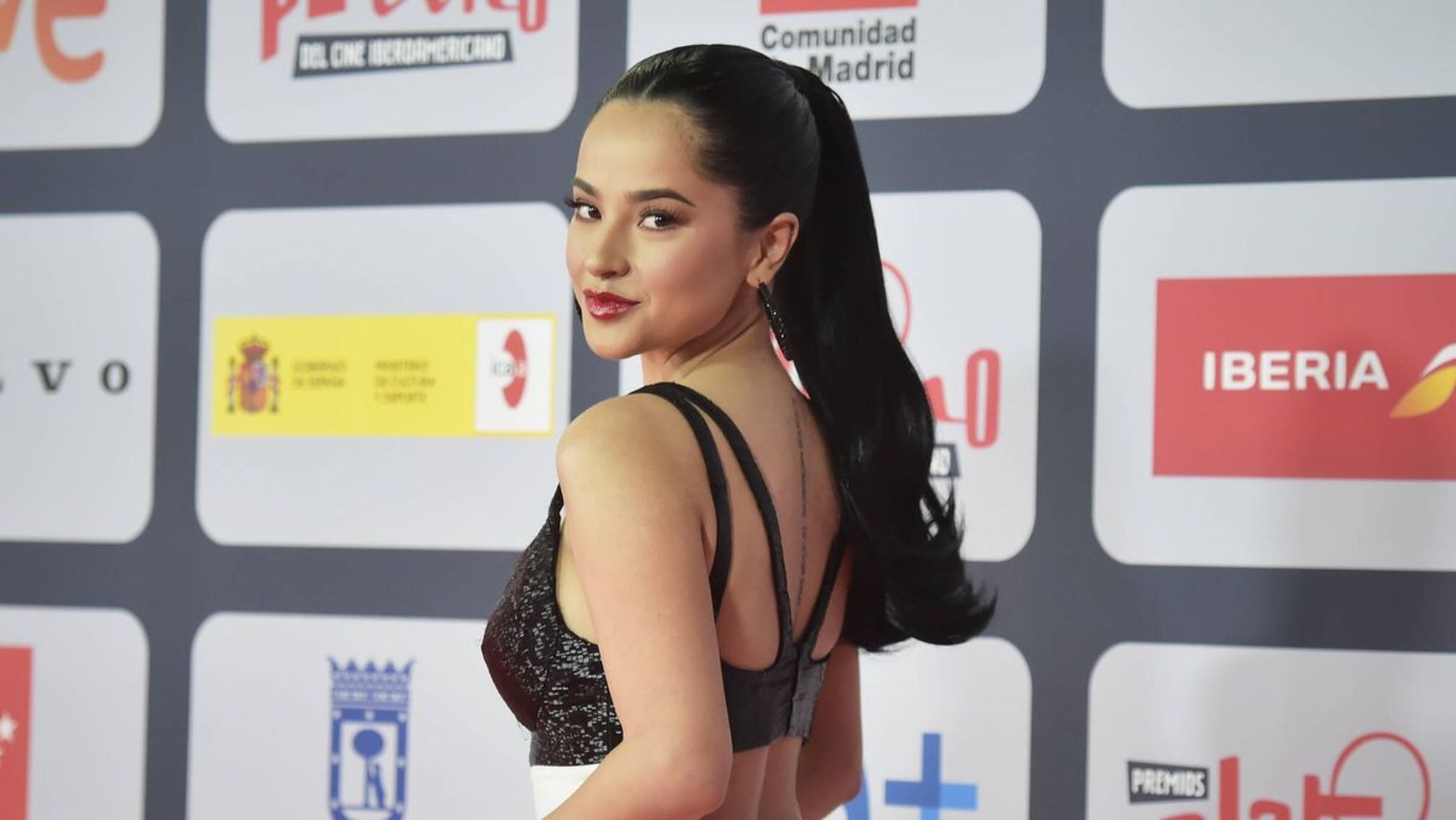 El antes y el ahora: así ha cambiado Becky G