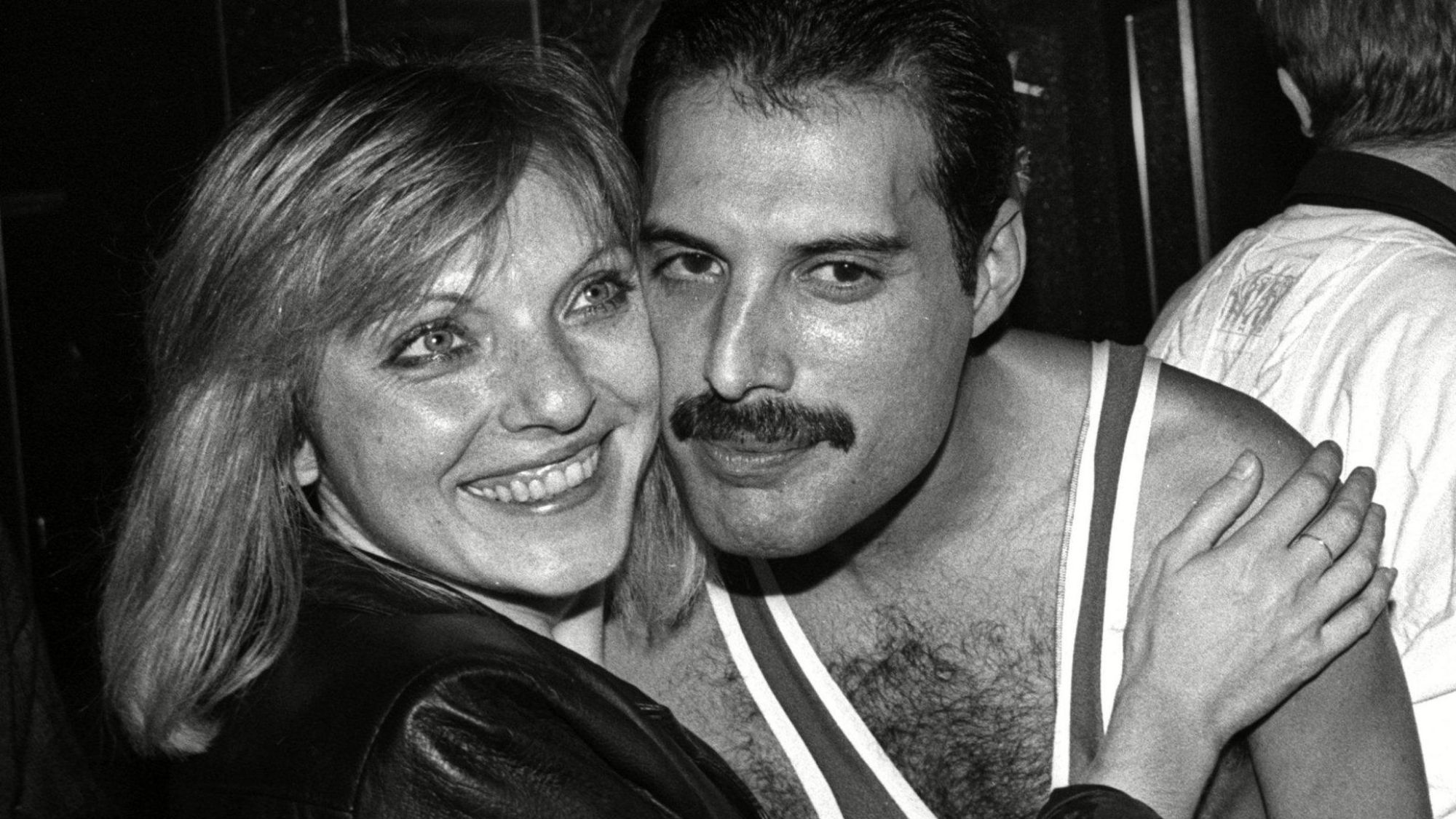 La historia de amor de Freddie Mercury: tuvo una novia