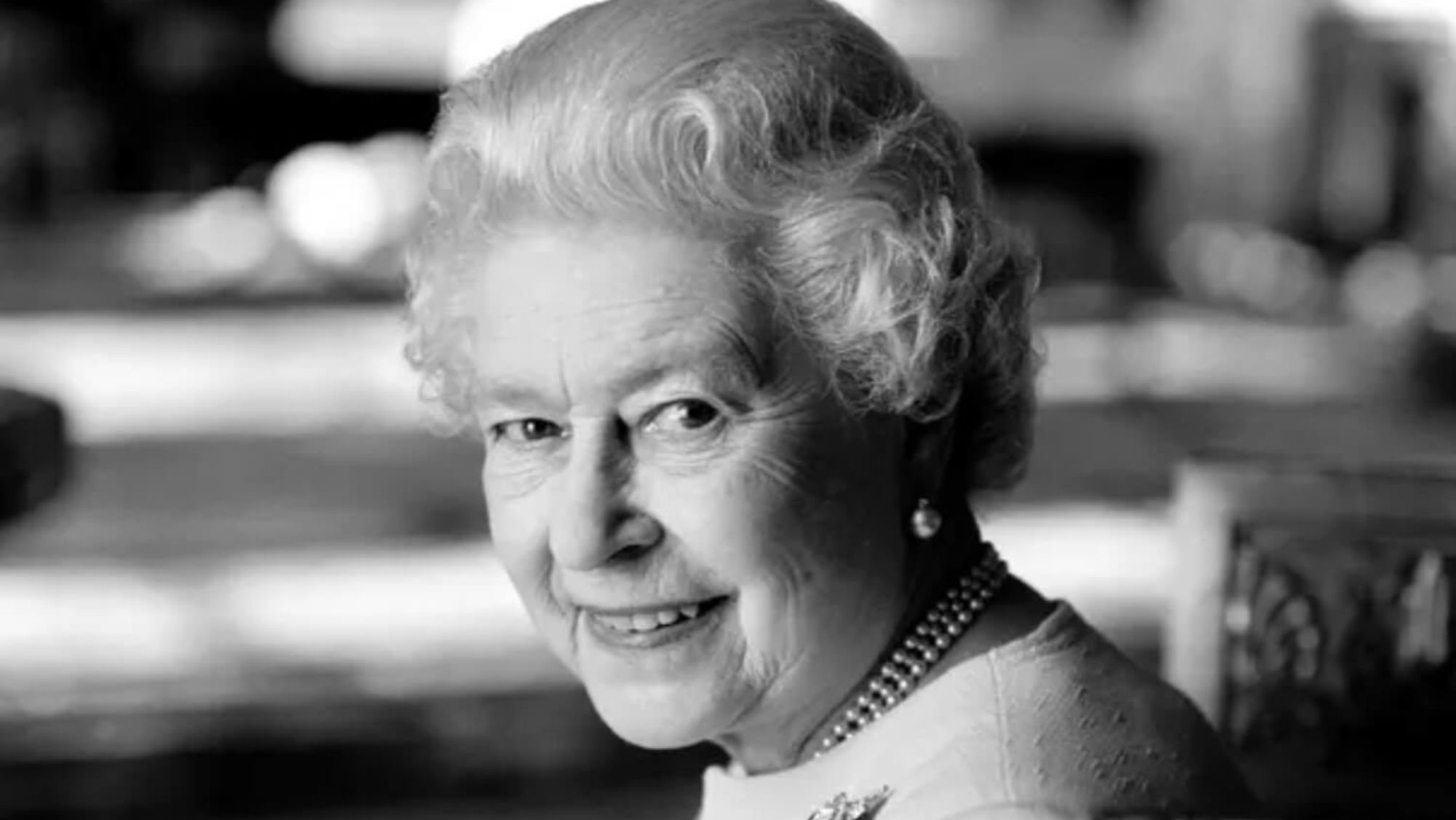 Reina Isabel II