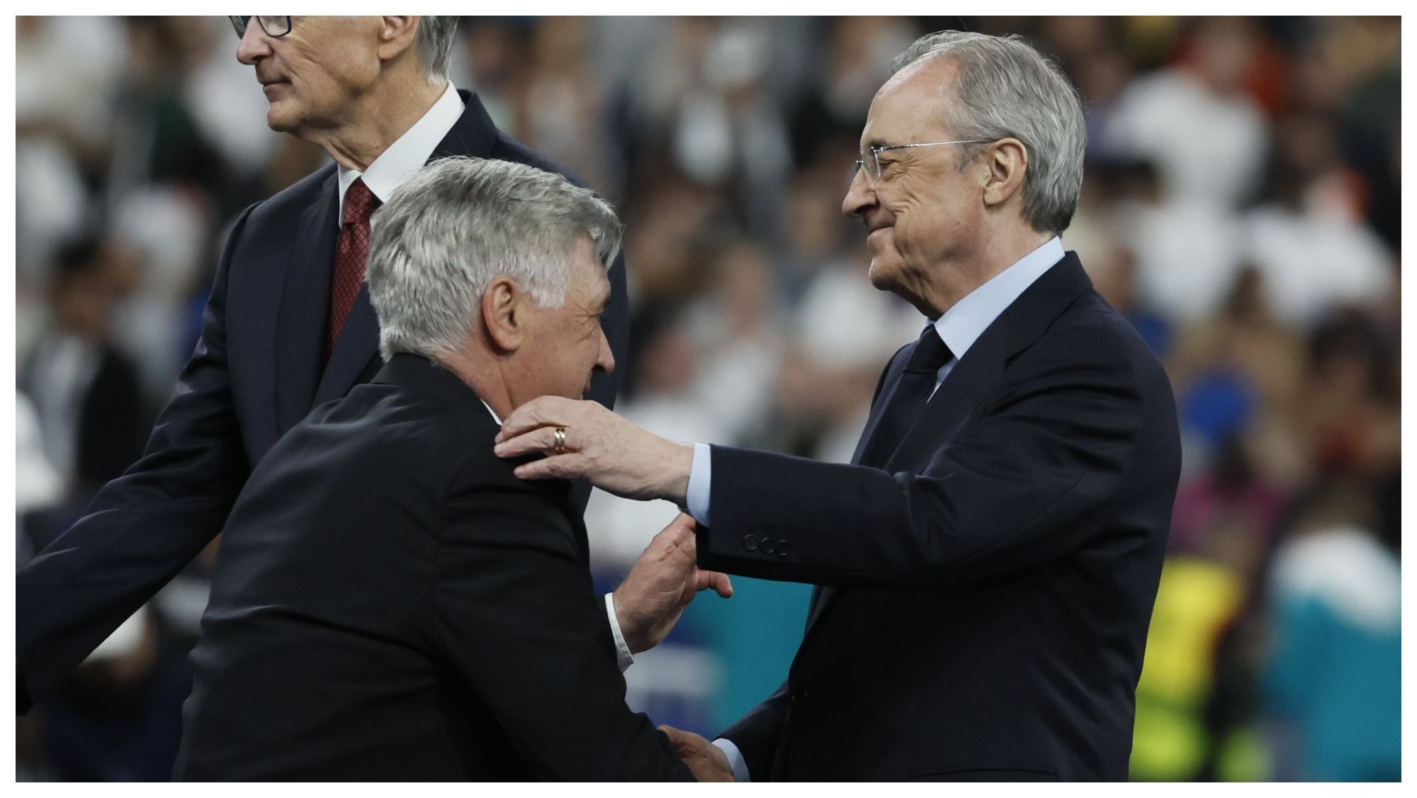 Carlo Ancelotti y Florentino Pérez, pendientes de Messi