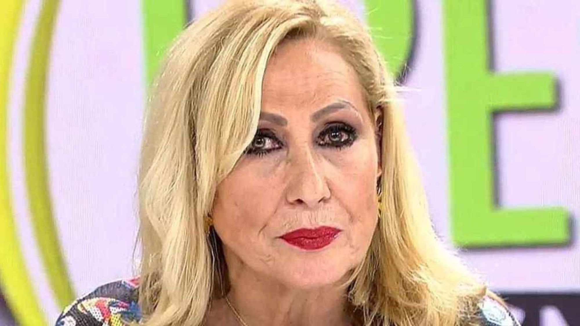 Rosa Benito se mete de lleno en el polvorín que hay montado en Sálvame