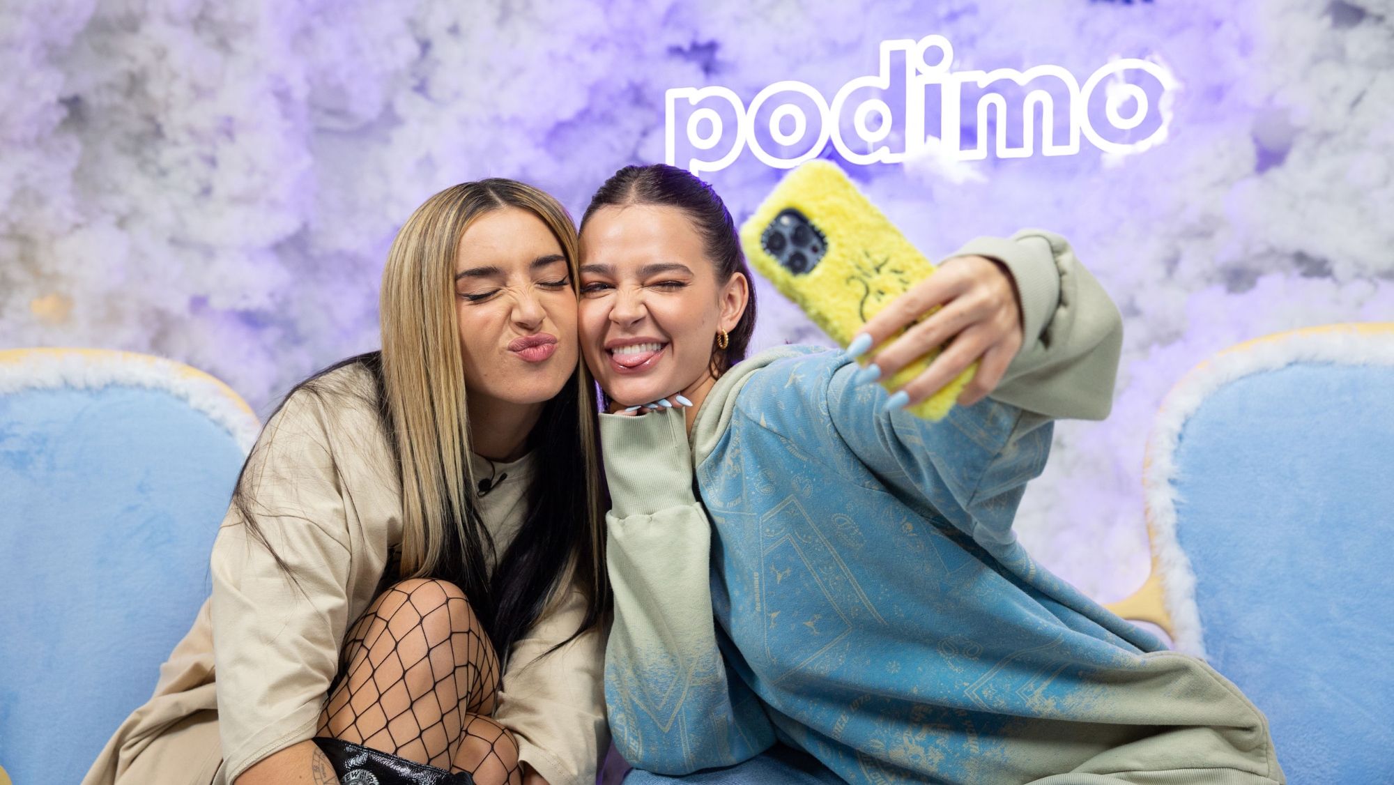 Lola Índigo y Laura Escanes Lola Índigo y Laura Escanes