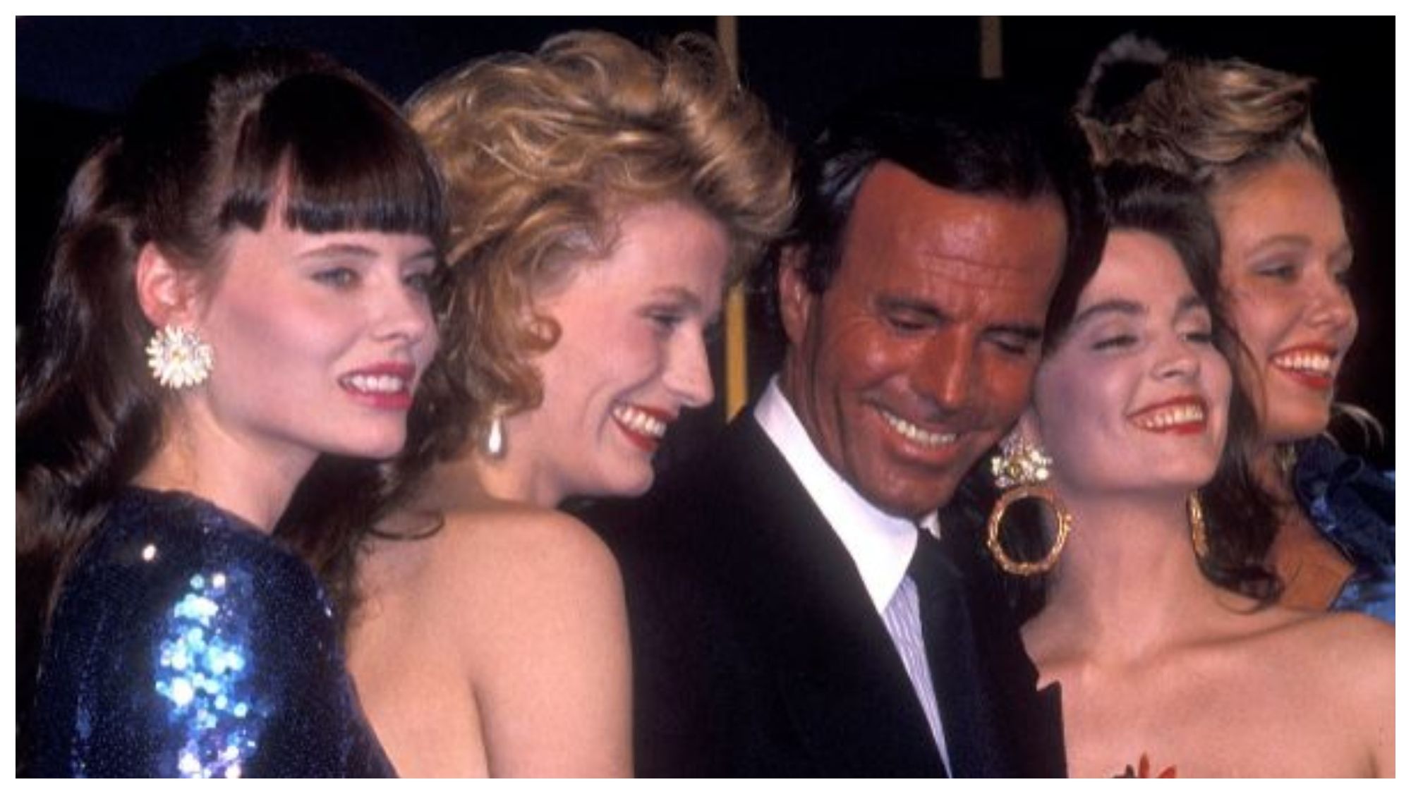 Julio Iglesias en su salsa