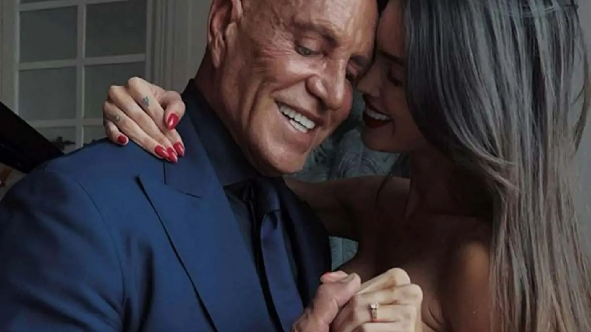 Pedida de mano de Kiko Matamoros y Marta López Álamo Pedida de mano de Kiko Matamoros y Marta López Álamo