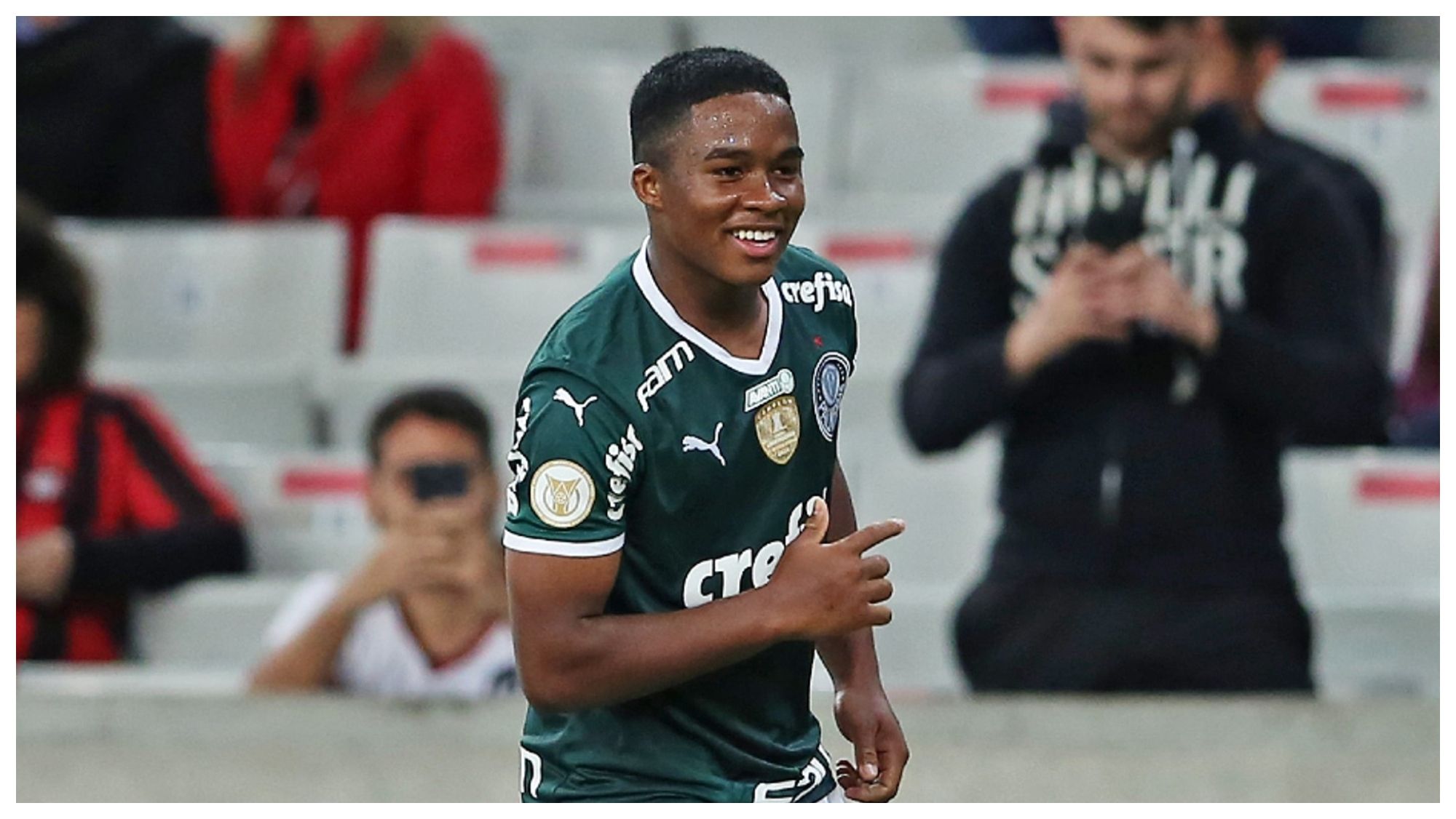Endrick con Palmeiras