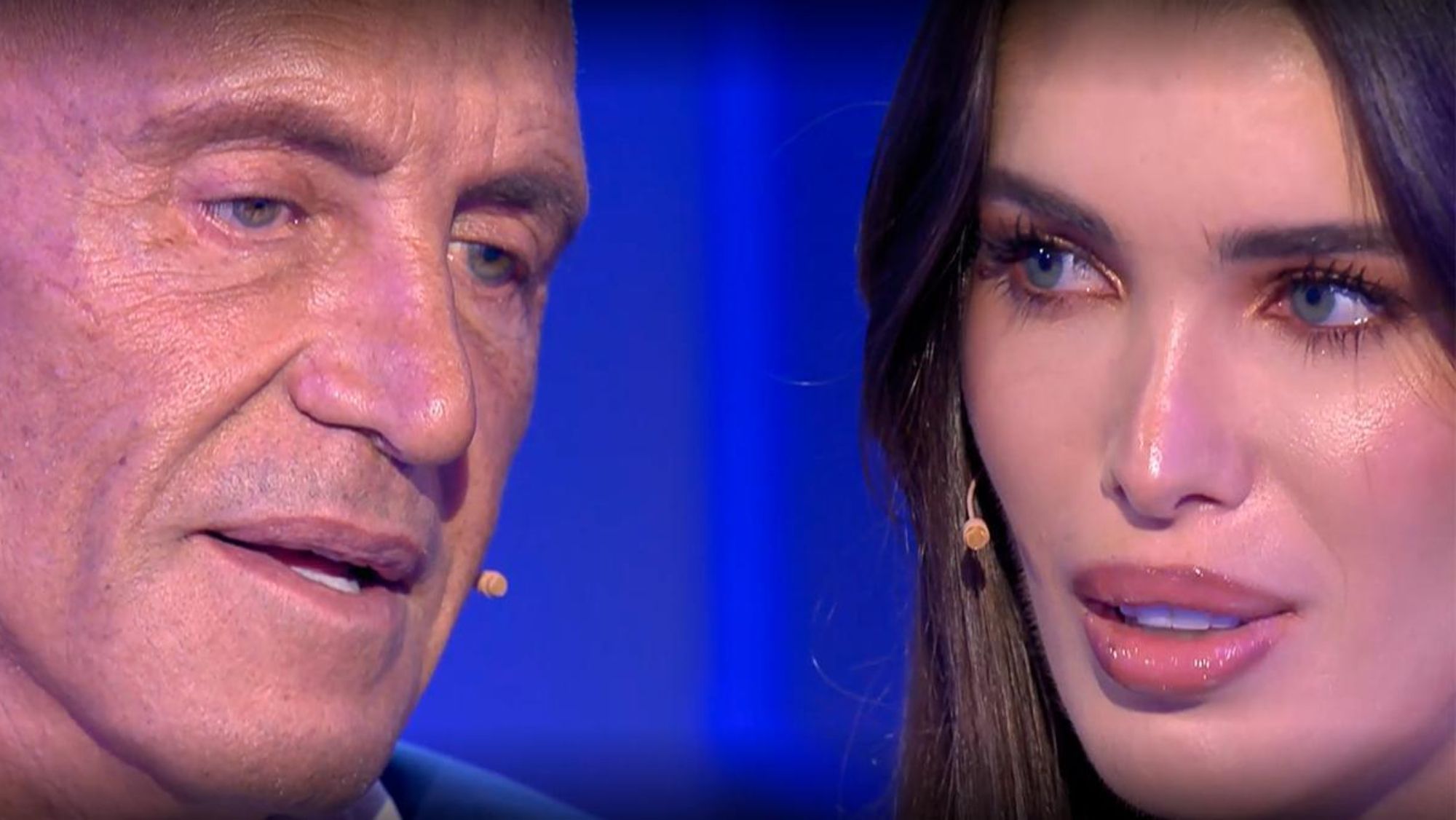 Marta López Álamo y su regalo de San Valentín a Kiko Matamoros: se viste de 'colegiala' y parece más joven
